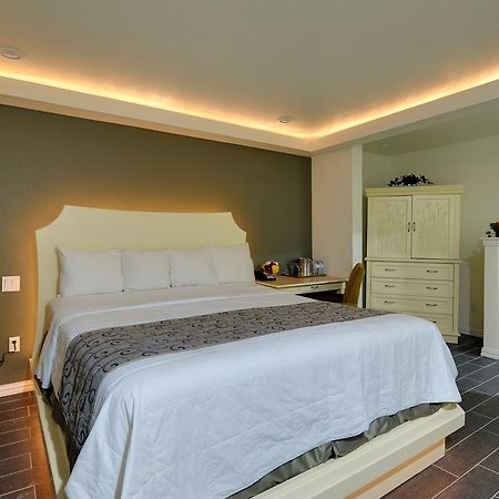 Romantic Inn & Suites Dallas Quarto foto