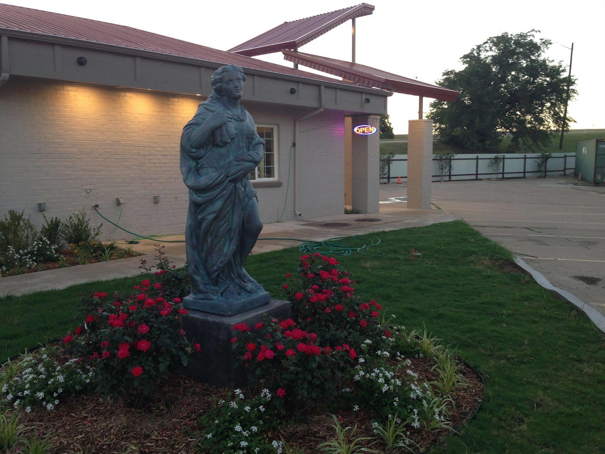 Romantic Inn & Suites Dallas Exterior foto